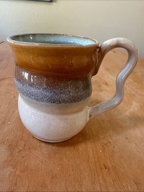 Roscher Handcrafted Ceramic Mug in Brown and Cream wavy body and handle